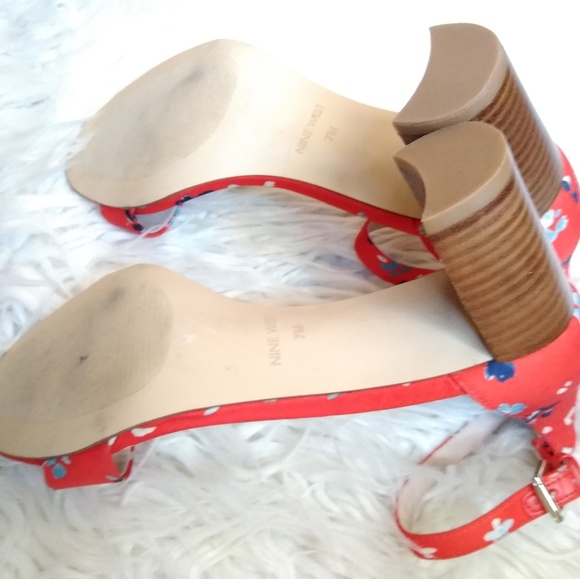 Nine West Floral Red Strappy Heels - Picture 3 of 6